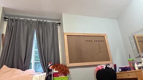 brkenprincess81 online show from 10.29.25