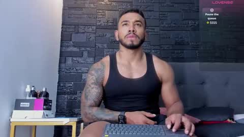 Snapshot of brock_hurn chatting on 11.10.25 brock_hurn online show from 11.10.25