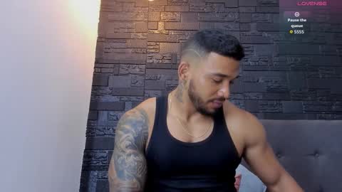 Snapshot of brock_hurn chatting on 11.15.25 brock_hurn online show from 11.15.25