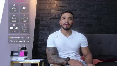 Snapshot of brock_hurn chatting on 11.30.25 brock_hurn online show from 11.30.25