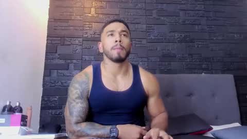 Snapshot of brock_hurn chatting on 12.13.25 brock_hurn online show from 12.13.25