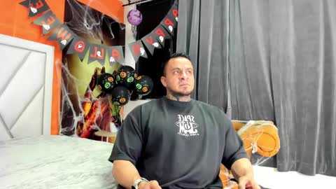 brody_hartchert online show from 10.18.25