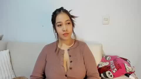 Snapshot of brookeburke chatting on 09.30.25 brookeburke online show from 09.30.25