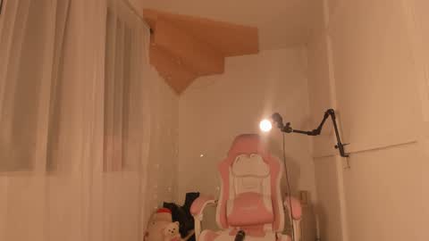 Snapshot of brooklyn_baby_ chatting on 12.29.24 Nat Independent model Please help me to reach 200 thumbs up online show from 12.29.24