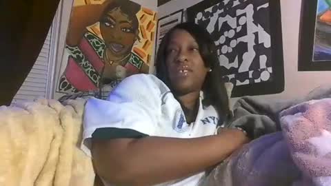 Snapshot of brooklyninfinity chatting on 11.05.25 brooklyninfinity online show from 11.05.25