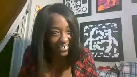 Snapshot of brooklyninfinity chatting on 11.10.25 brooklyninfinity online show from 11.10.25