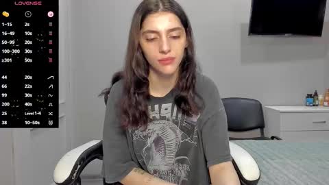 broosnica1 online show from 10.13.25