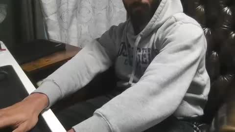 Snapshot of brownbd32 chatting on 01.21.25 brownbd32 online show from 01.21.25