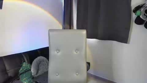 miss muller online show from 02.19.25