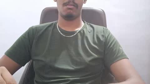 Snapshot of brownguy2505 chatting on 12.15.25 brownguy2505 online show from 12.15.25