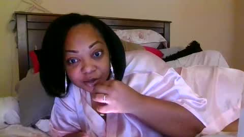 brownroundrenee online show from 10.27.25