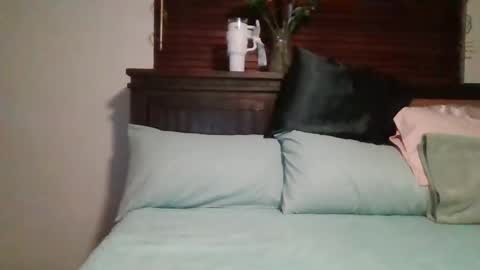 Snapshot of brownsugar0910 chatting on 12.13.24 EtherealLilac online show from 12.13.24