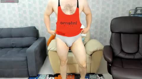 Bruce Wayne94 online show from 08.06.26