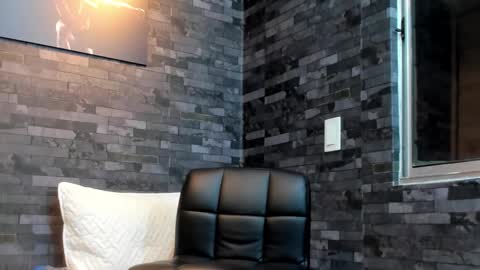 Snapshot of brucedallas chatting on 02.22.26 brucedallas online show from 02.22.26