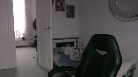 Bruce online show from 01.18.25