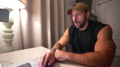 onlyfans BRUCESTRYKER online show from 12.19.25