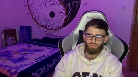 Snapshot of brulink103 chatting on 11.21.25 ganjatalks online show from 11.21.25