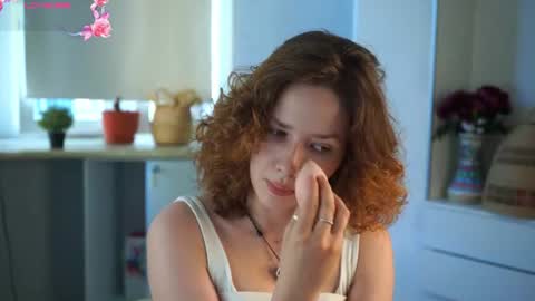 Snapshot of brunaeveritt chatting on 06.21.26 Tess online show from 06.21.26