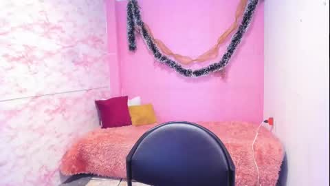 Sasha Brunette online show from 12.29.24