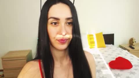 Snapshot of brunettgirl_ chatting on 02.10.25 Ellis online show from 02.10.25