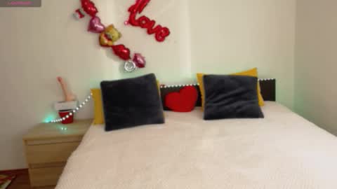 Snapshot of brunettgirl_ chatting on 09.12.25 Ellis online show from 09.12.25