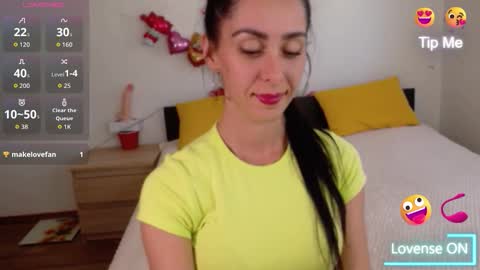 Snapshot of brunettgirl_ chatting on 09.22.25 Ellis online show from 09.22.25