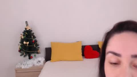 Snapshot of brunettgirl_ chatting on 01.15.26 Ellis online show from 01.15.26