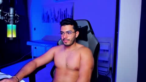 Snapshot of bruno_diaz31 chatting on 10.18.25 Bruno online show from 10.18.25
