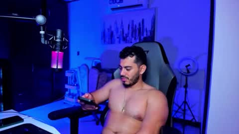 Snapshot of bruno_diaz31 chatting on 04.30.26 Bruno online show from 04.30.26