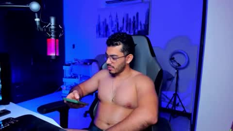 Snapshot of bruno_diaz31 chatting on 05.12.26 Bruno online show from 05.12.26