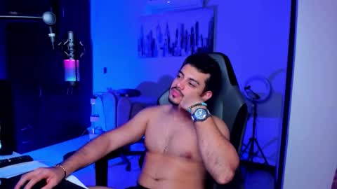 Snapshot of bruno_diaz31 chatting on 05.14.26 Bruno online show from 05.14.26