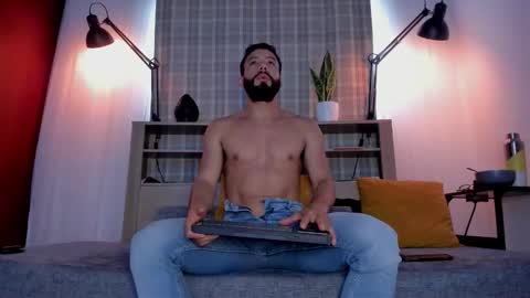 Andres Suarez online show from 01.10.26