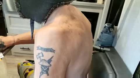 Steve... aka SkinnieDippin aka TimberTramp online show from 10.13.25