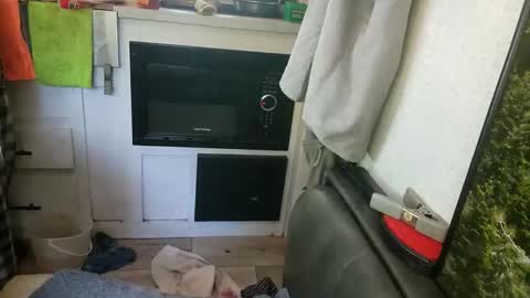 Steve... aka SkinnieDippin aka TimberTramp online show from 03.20.26