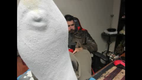 BRUTALMASTER1983 online show from 12.18.25