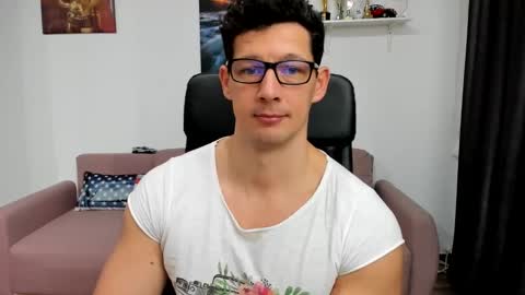 Brutus K online show from 01.09.25