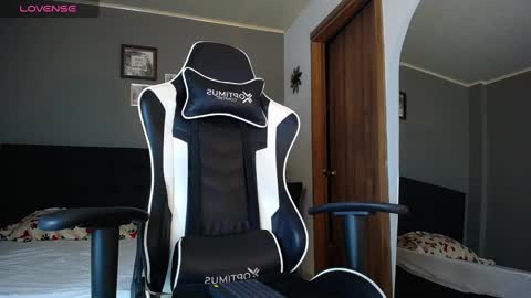 Snapshot of bryan_oficials chatting on 12.10.24 bryan_oficials online show from 12.10.24