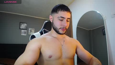 Snapshot of bryan_oficials chatting on 12.30.24 bryan_oficials online show from 12.30.24