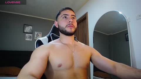 Snapshot of bryan_oficials chatting on 12.31.24 bryan_oficials online show from 12.31.24