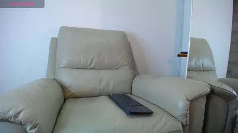 Snapshot of bryan_oficials chatting on 01.29.25 bryan_oficials online show from 01.29.25