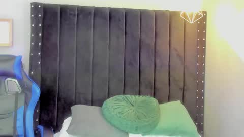 Bryan online show from 12.22.25