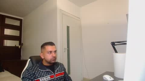 BryceReign online show from 04.11.26