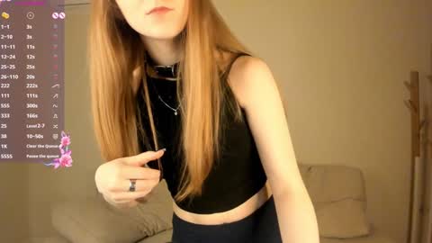 Snapshot of brynrice chatting on 01.27.25 Mary Please help us to reach 120 thumbs up online show from 01.27.25