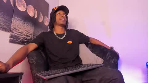 Bryxon  online show from 09.15.25