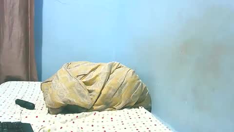 Snapshot of bubble_ass30 chatting on 02.15.26 bubble_ass30 online show from 02.15.26