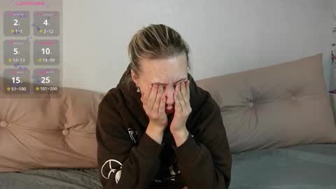 Sabrina  online show from 11.14.25