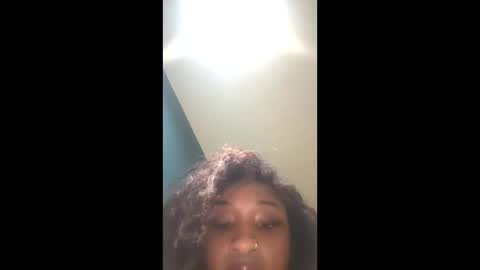 Snapshot of bubbles979674 chatting on 12.18.25 bubbles979674 online show from 12.18.25