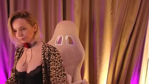 bubbling_crush online show from 02.14.25