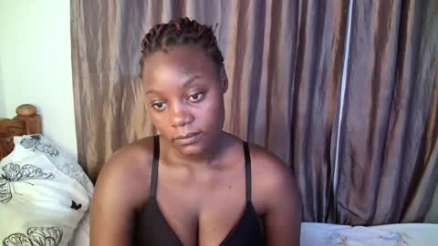 Snapshot of bubbly_ass30 chatting on 10.08.25 bubbly_ass30 online show from 10.08.25