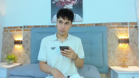 Buddy Whitte online show from 03.10.25